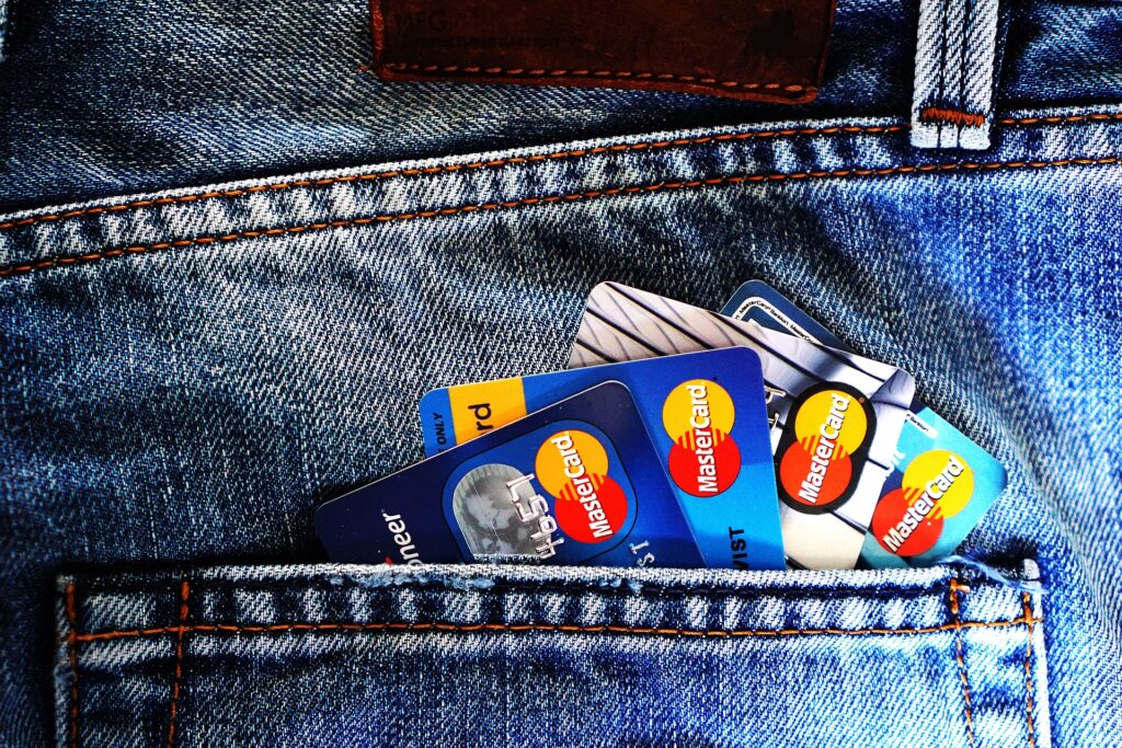 7 Credit Cards That Offer the Highest Cashback Rewards This Year